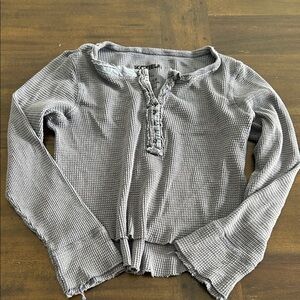 Katie J NYC Waffle Knit Long Sleeve Henley Top - Light Gray/purple